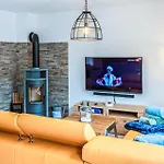 4 Bedroom Stunning In