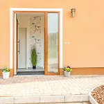 Prázdninový dům 4 Bedroom Stunning In