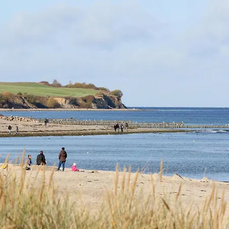 Сasa de vacaciones 4 Bedroom Stunning In Jesendorf