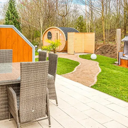 4 Bedroom Stunning In Holiday home Jesendorf