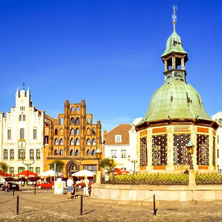 Сasa de vacaciones 4 Bedroom Stunning In *