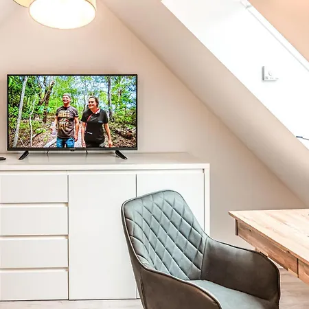 4 Bedroom Stunning In *