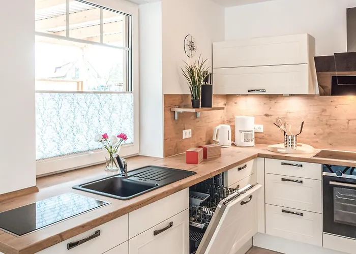 بيت للعطل 4 Bedroom Stunning In Jesendorf