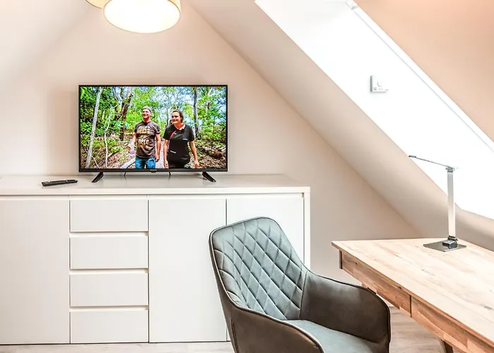 4 Bedroom Stunning In *